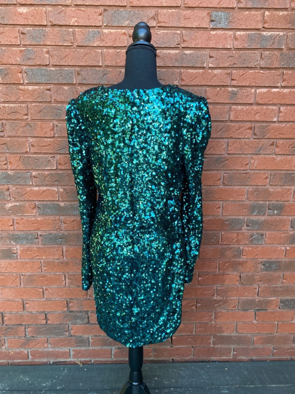 Lulu’s Green Sequin V-Neck Long Sleeve Party Dress XL - Picture 4 of 8